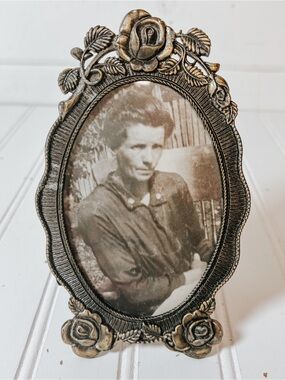 Vintage Ornate Floral Picture Frame
